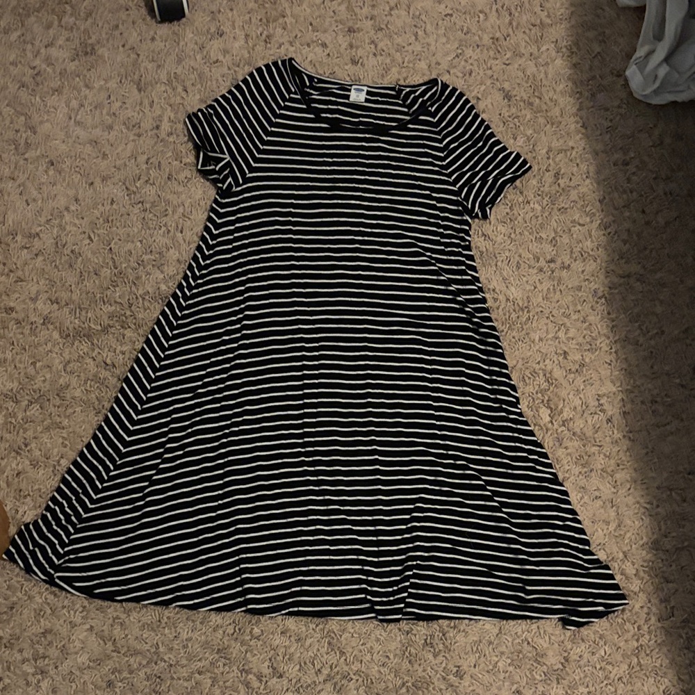 Old Navy Black and White Striped Top